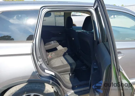 2018 Mitsubishi Outlander Se z USA, uszkodzony, nr VIN JA4AD3A34JJ003217